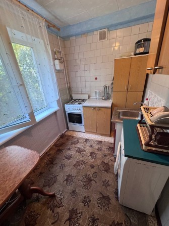 Продам 2к квартиру АО Черемушки Раздельные комнаты - фото 1