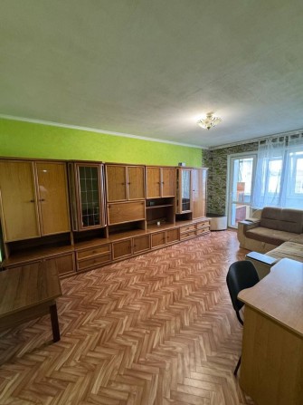 Продам 2-кімнатну квартиру. Л/б. Кінотеатр Мир. - фото 1