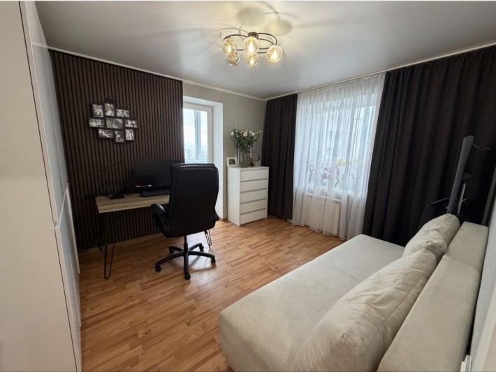 Продаж 2 кімнатної квартири Лівий берег, 10 мкрн - фото 1