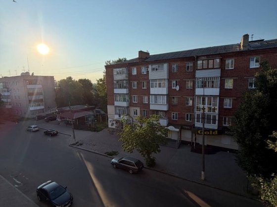 Продам однокімнатну квартиру в самому центрі міста Глухів