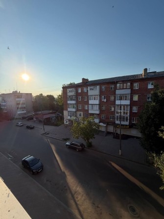 Продам однокімнатну квартиру в самому центрі міста - фото 1