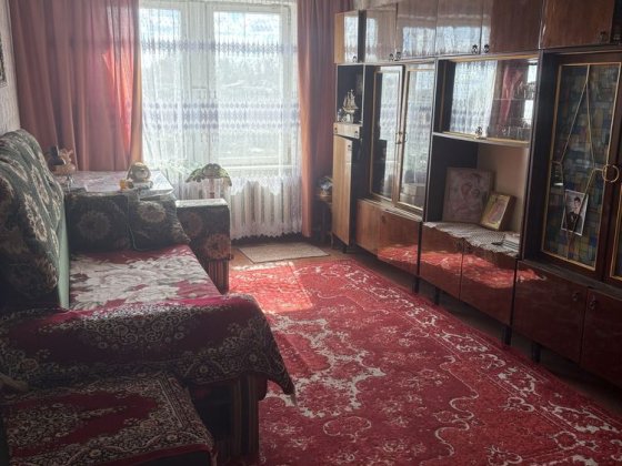 Продається двокімнатна  квартира Глухов