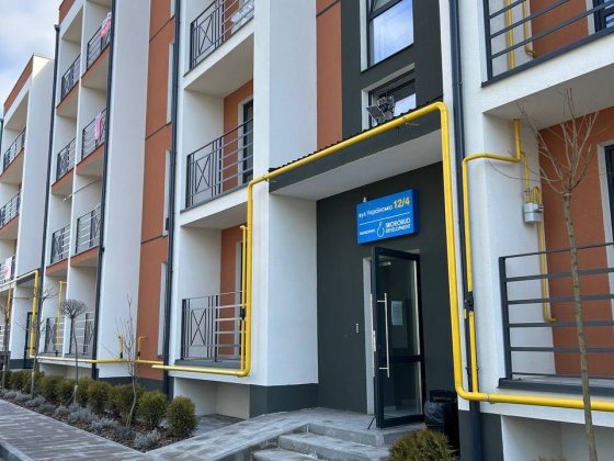 Продам велику однокімнатну квартиру в новому будинку|Індивідуальне газове опалення|Програми - так| Гостомель