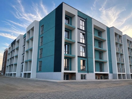 Продаж великої квартири-студії, газове опалення Гостомель