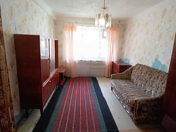 Продам 2-х комнатную в районе Беседова Каменское