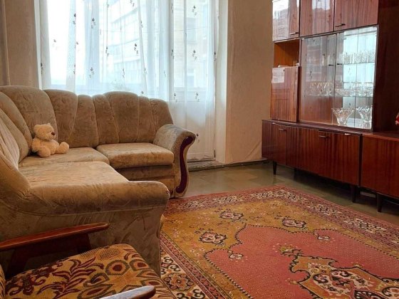 Продам 2к. квартиру.. Левый берег. Каменское