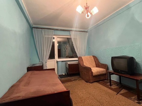ПРОДАЖ 2-кімнатної квартири (вул. Сергія Слісаренка, Черемушки) Каменское