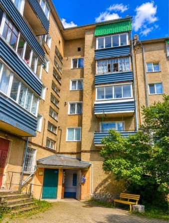 Чотирьохкімнатна квартира 80м2, з ремонтом в м. Долина - фото 1