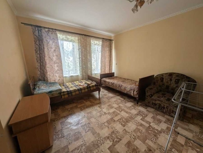Продаж 1-кімнатної квартири в центрі Дрогобича, вул. Святого Юра - фото 1