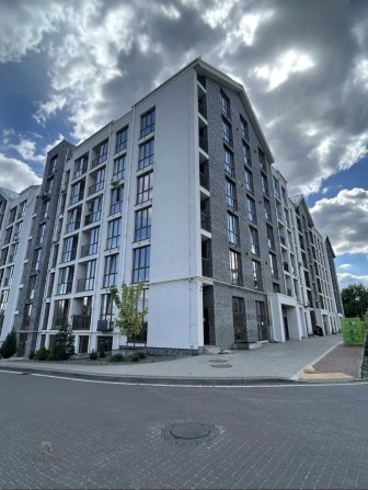 У продажу велика однокімнатна квартира 46 м.кв. з газовим опаленням в м. Гостомель. Розпашонка. - фото 1