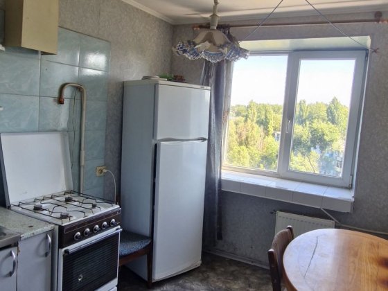 Продам  2 к .квартиру . Каменское