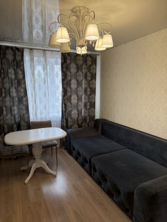 Продам Квартиру 3-х кімнатну/ Проспект Незалежності / 2 поверх/ Оренда не цікавить - фото 1