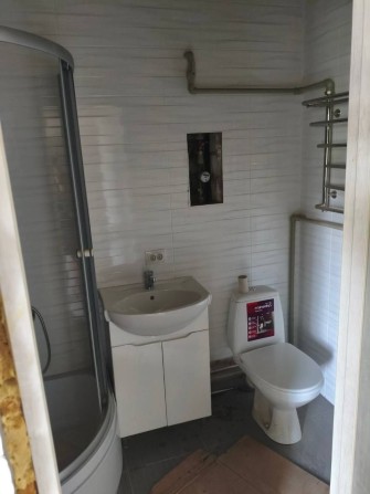 Продам 2х кімнатну квартиру в центрі міста - фото 1
