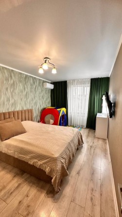 В продаже 3-комнатная квартира с ремонтом — заезжай и живи! - фото 1