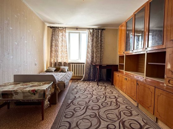 Продам 1 кімнатну квартиру в 9 поверховому будинку. Чорноморськ Черноморск