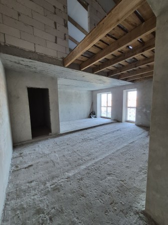 Велика двохярусна квартира в центрі міста (125,7 м²) - фото 1