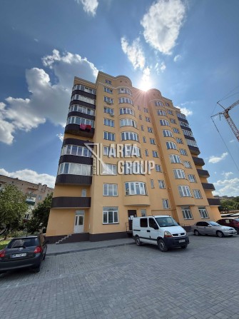 ПРОДАЖ 2-кімнатної квартири з окремим входом у центрі мікрорайону Жовтневий! - фото 1