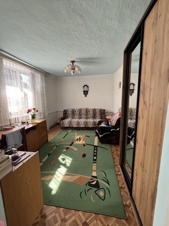 Продам власну квартиру/частину будинку недалеко від центру - фото 1