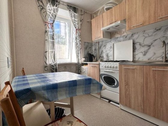 Продаж гостинки 30м2,низький поверх,вул.Олександрійська Черноморск