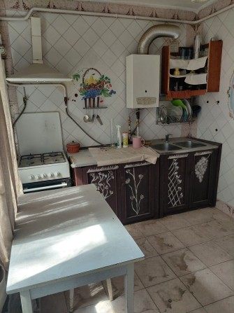 Продам 2-кімнатну квартиру - фото 1