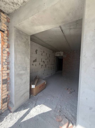 Продам 1-кімнатну квартиру в центрі - фото 1