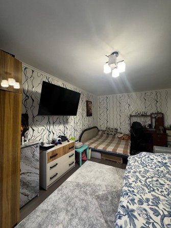 Продам большую гостинку - фото 1