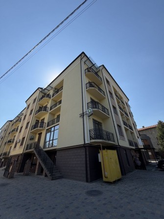 Продається квартира в центрі міста коломиї — 160м² - фото 1