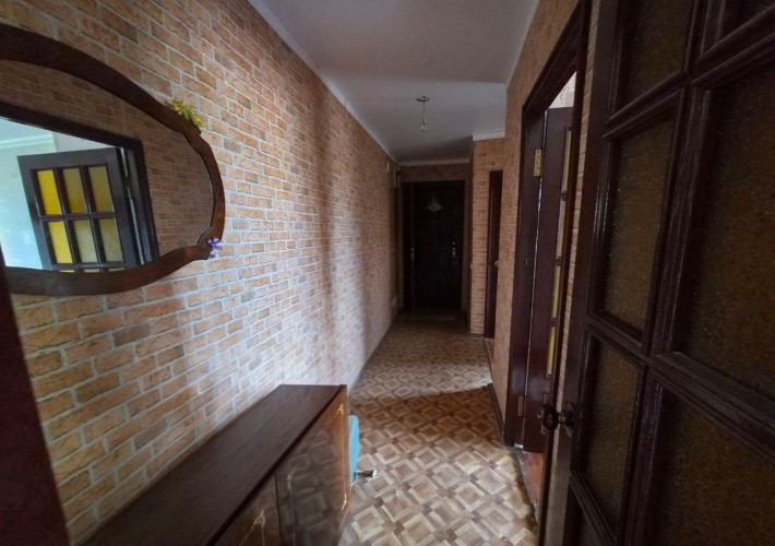 Продам 3-х кімнату квартиру в центрі міста - фото 1