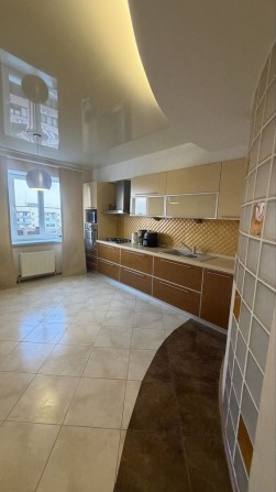 3 кімн.кв.Моноліт 93 000$ - фото 1