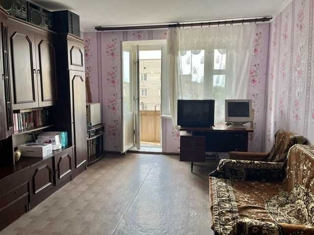 Продаж 3 к.квартири,р-н "Житломасив",вул.Будівельників,40 - фото 1