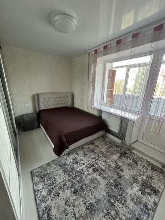 Продається 1-к квартира(перероблена в 2-к) в районі з/д лікарні з меблями та технікою - фото 1