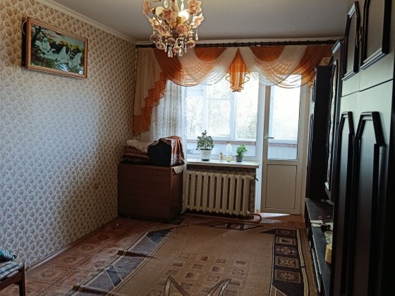 Продам однокімнатну квартиру Конотоп