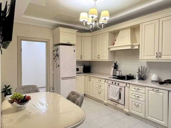 Продаж 2-кімнатної квартири з гарним ремонтом. Чорноморськ Черноморск