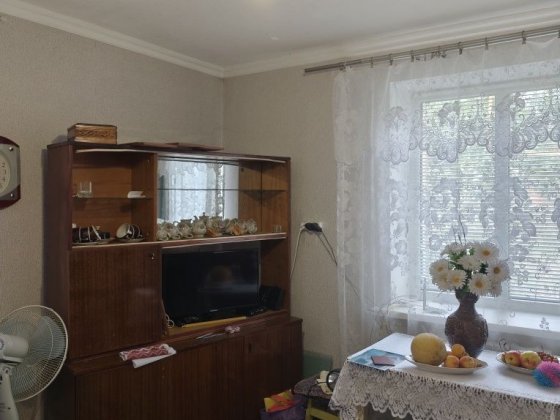 Продам 3-хкімнатну квартиру+ гараж Щебзавод Коростень