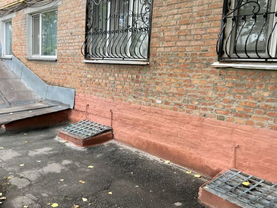Продаю 2- к квартиру с ремонтом и мебелью Лубны