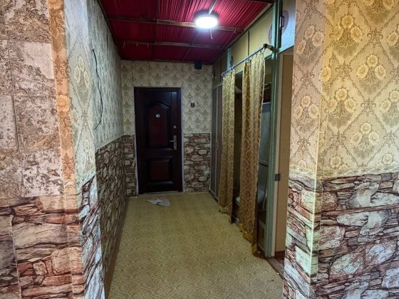 Продам  2 кімнатну квартиру,  р.н Військове містечко Лубни