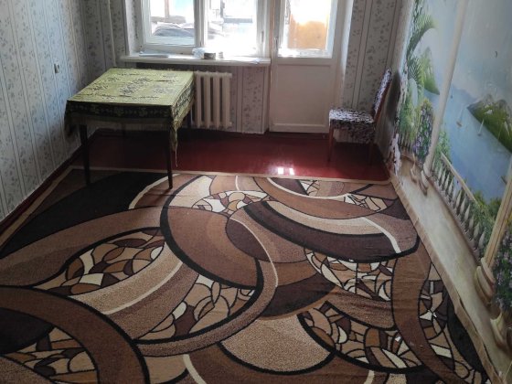 Продам однокімнатну квартиру Лозовая