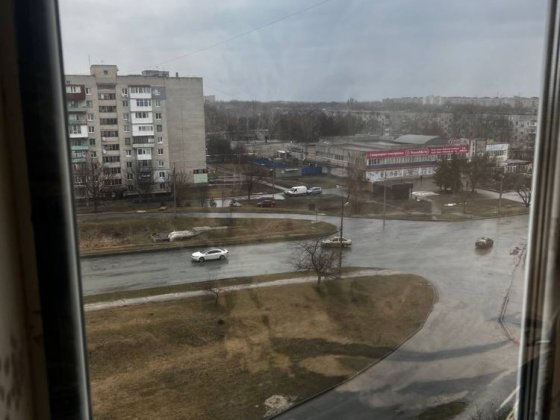 Продам  2 к. квартиру Лозовая