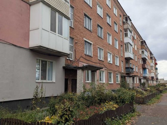 Продам трикімнатну квартиру Нежин