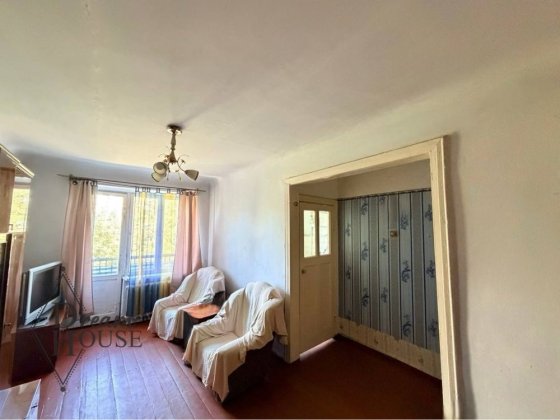 Продаж 3 кімнатної квартири Нововолынск