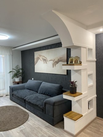 Продаж 3-кімнатної квартири з просторою кухнею-студією - фото 1