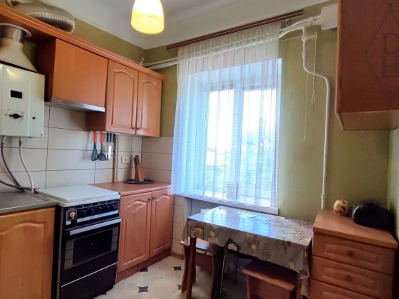 Продаж 2-кім.кв. в центрі по вул.Небесної Сотні Нововолынск