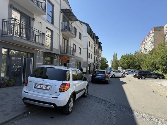 Продається квартира новобудова район Росвигово Мукачево