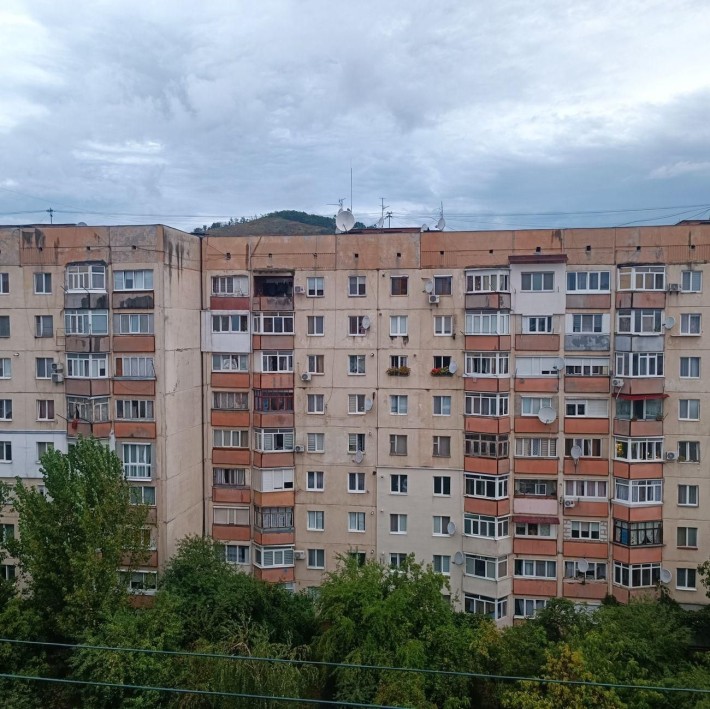 Продається 3к квартира в м.Мукачево - фото 1