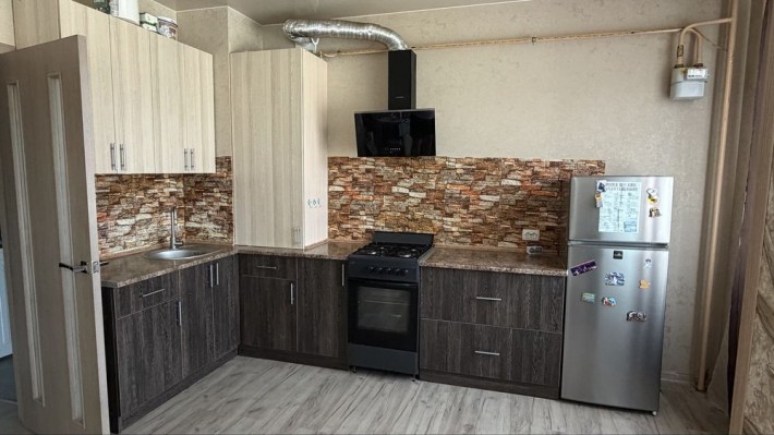Продам 1 кімн. Квартиру в Обухові, вул. Киівська 96 - фото 1
