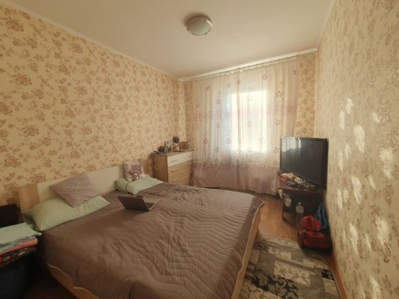 Продаётся 2-х комнатная квартира в Обухове,  р-н. Парниковая Обухів