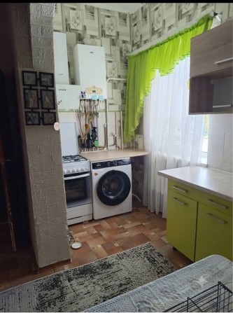 Продаж 1км кв з окремим  входом - фото 1