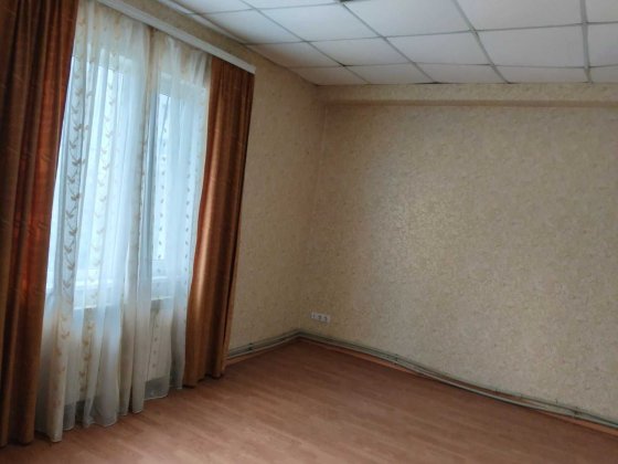 Без комісії. Продаж 2-кімнатної квартири площею 42 м², район Лікарні Обухів
