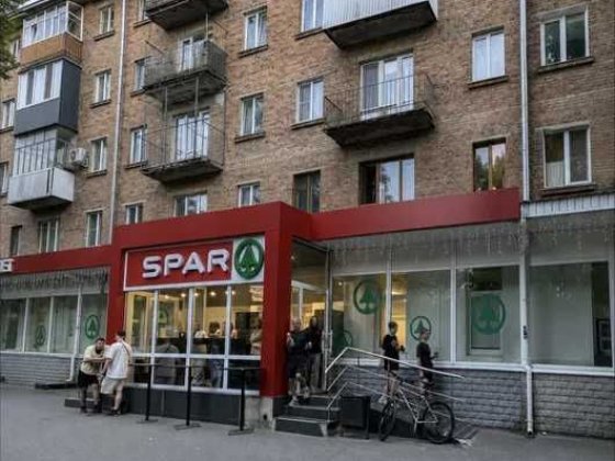 Продається 3-кімнатна квартира площею 55,1 м² у самому центрі міста Ромни, бульвар Шевченка, 29. Ромны