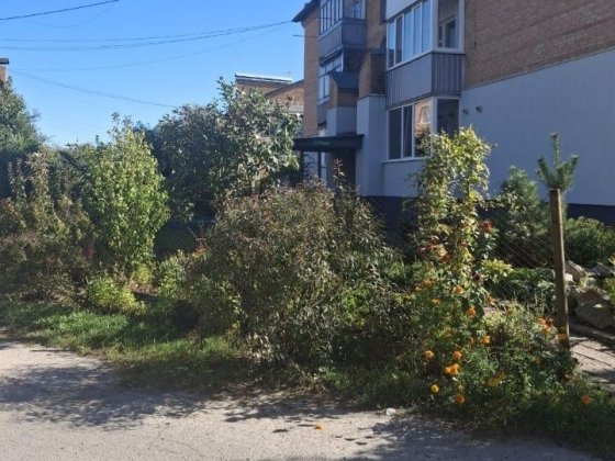 Продається двохкімнатна квартира Ромни